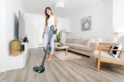 Hand- Und Akkustielstaubsauger ETA Sonar Artikel-Nr.: ETA223290000 2 In 1 Hand- Und Akkustielstaubsauger Mit Digital-Motor, Rotierender Turbobürste, Flexiblem Gelenk Und 25,2 V Li-Ionen-Akku. -Staubsauger Geschäft 0748751d20e6bb3c70b18e49bd48b194