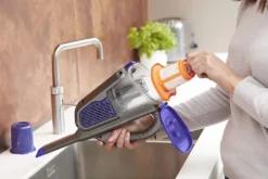 Black & Decker BHHV520BFP Dustbuster Akku-Sauger Titanium/silber/violett -Staubsauger Geschäft 18b1e81878ee7d61b6f4c269497d667a