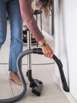 Rowenta Compact Power XXL-Bodenstaubsauger RO4825 Schwarz/grau -Staubsauger Geschäft 2691cc044aec2301cd91a8c17e9fdb62