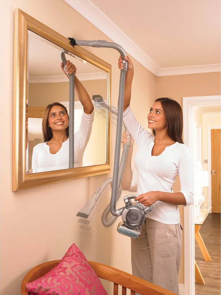 Black & Decker Black&Decker PD1820L Kleinstaubsauger, 25 Watt 6 Black & Decker Black&Decker PD1820L Kleinstaubsauger, 25 Watt – Bild 4