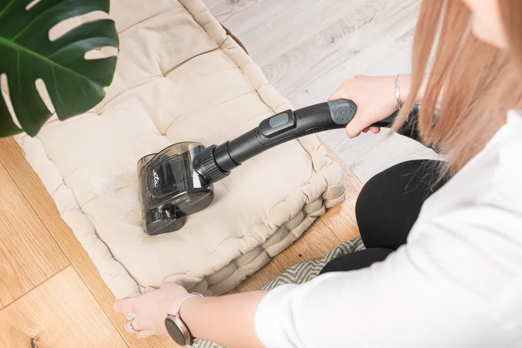 Bodenstaubsauger Ohne Beutel ETA Stormy Car Artikel-Nr.: ETA151790010 Beutelloser Staubsauger Mit Sparsamem ECO-Motor, Hoher Saugleistung Und Qualitätsfilterung. Umfangreiches Zubehör Inklusive. 12 Bodenstaubsauger Ohne Beutel ETA Stormy Car Artikel-Nr.: ETA151790010 Beutelloser Staubsauger Mit Sparsamem ECO-Motor, Hoher Saugleistung Und Qualitätsfilterung. Umfangreiches Zubehör Inklusive. – Bild 10