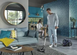 Rowenta RO7690 Silence Force Cyclonic Animal | Beutelloser Staubsauger | Vacuum-Cleaner | Sehr Leise | 2,5L Staubvolumen | Tierhaare | Auto | Schwarz/Blau -Staubsauger Geschäft 552b9fb4d1bb6da2c1760a4e8ed20355