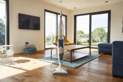 Rowenta Bodendampfreiniger Clean & Steam Revolution RY7757 | 2 In 1 Reingung | Verdampfer Für ätherische Öle | Alle Bodenarten | Anti-Kalk-Kartusche | Weiß/Blau -Staubsauger Geschäft 62a2e9d3cd10819ab5644255533e6587