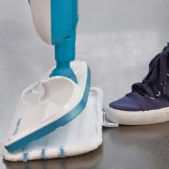 Black & Decker Black+Decker FSM13E1 Dampfbesen Steam Mop, Basic (Dampfreiniger Für Hygienische, Gründliche Sauberkeit, Abnehmbarer Stiel, Einfache Bedienbarkeit, Inkl. 1 Mikrofaser-Pad), 1300 W -Staubsauger Geschäft 7b53f0656968c4f02970dd8aba596b36