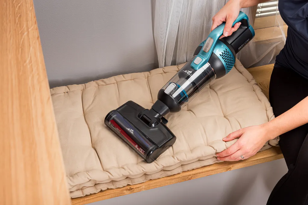 Hand- Und Akkustaubsauger ETA Magic Aqua Plus 3 In 1 28,8 V Artikel-Nr.: ETA723690000 Xtrem Leistungsstarker 5-in-1-Handstabstaubsauger Mit Hervorragender Filterung, Konstant Starker Saugleistung, 28,8 V Li-Ionen-Akku Und Umfangreichem Zubehör 19 Hand- Und Akkustaubsauger ETA Magic Aqua Plus 3 In 1 28,8 V Artikel-Nr.: ETA723690000 Xtrem Leistungsstarker 5-in-1-Handstabstaubsauger Mit Hervorragender Filterung, Konstant Starker Saugleistung, 28,8 V Li-Ionen-Akku Und Umfangreichem Zubehör – Bild 17