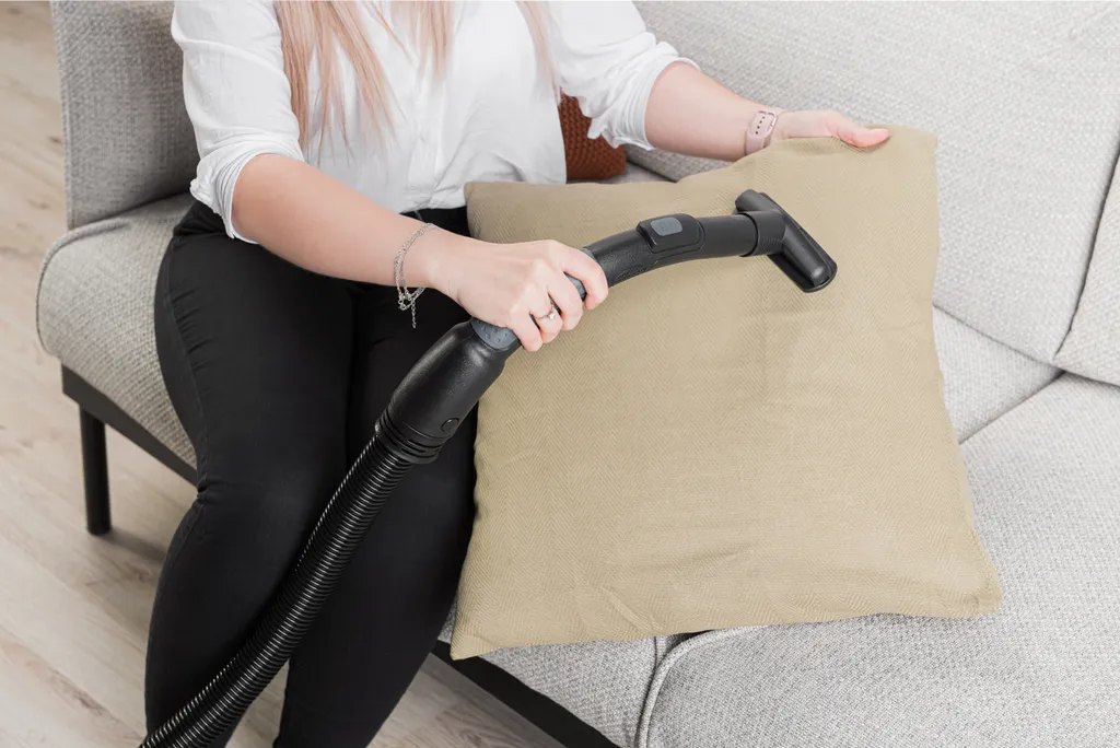 Bodenstaubsauger Ohne Beutel ETA Stormy Car Artikel-Nr.: ETA151790010 Beutelloser Staubsauger Mit Sparsamem ECO-Motor, Hoher Saugleistung Und Qualitätsfilterung. Umfangreiches Zubehör Inklusive. 11 Bodenstaubsauger Ohne Beutel ETA Stormy Car Artikel-Nr.: ETA151790010 Beutelloser Staubsauger Mit Sparsamem ECO-Motor, Hoher Saugleistung Und Qualitätsfilterung. Umfangreiches Zubehör Inklusive. – Bild 9