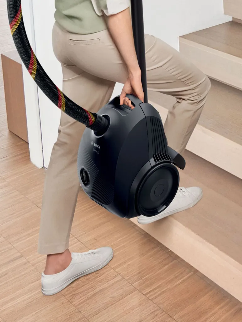 Bosch Serie 2 BGLS2CHAMP Bodenstaubsauger, Zylinder-Vakuum, Trocken, Staubbeutel, Hygienefilter, Filterung, 80 DB 6 Bosch Serie 2 BGLS2CHAMP Bodenstaubsauger, Zylinder-Vakuum, Trocken, Staubbeutel, Hygienefilter, Filterung, 80 DB – Bild 4